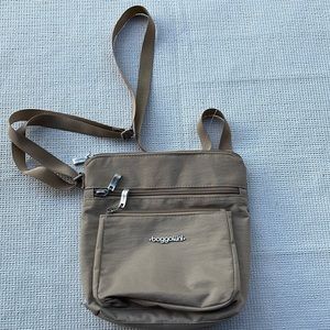Baggallini cross body bags